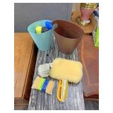 Miscellaneous cleaning supplies