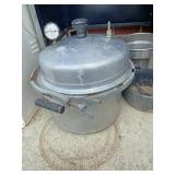 Heavy duty pressure canner