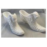 2 - Fenton Puss in boots, white hobnail