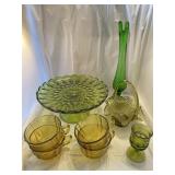 Lot of various green glass