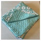 Queen size quilted bedspread