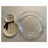 Anchor hocking pie plate and snowman spoon rest