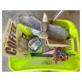 Miscellaneous decorative items