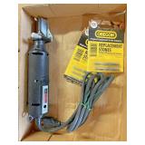 Electric chainsaw sharpener