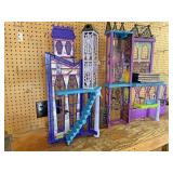 Monster high Playhouse and movies and dolls