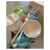 Miscellaneous household sprayers Tim water can