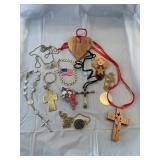 Miscellaneous a lot of jewelry, necklaces