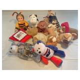 Small stuffed animal set including Thomas