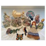 Various lot of figures with two light up houses