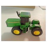 John Deere tractor thing