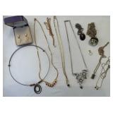 Very nice lot of necklaces with rhinestones and