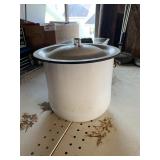 Pot