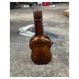 Guitar shape glass bottle