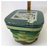 Make your own luck with lid