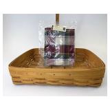 Paper tray with liner