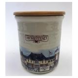 2 qt Homestead crock with lid