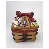 Little gifts with NIB pottery lid & protector
