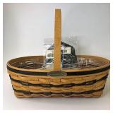 Hospitality with two Protectors Liner and handle