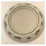 USA Traditional Holly pillar candle holder