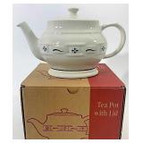 USA NIB green tea pot with lid