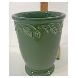 Ivy flower pot
