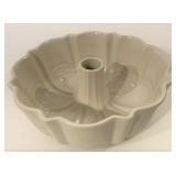 Ivory Bundt