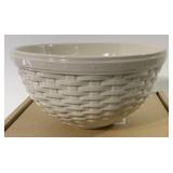 NIB Ivory 9 inch bowl