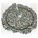 Traditional Holly Small Christmas tree skirt