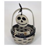 Skeleton Ghoulie With tie on