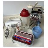 Handmixer grater measuring cups and more