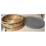 Paper plate holders and plastic plates