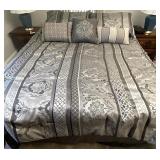 Queen size bedding and pillows