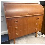 Roll top desk