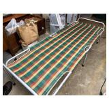 Retro cot