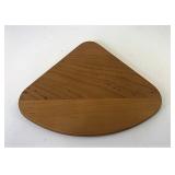 Countertop corner stand shelf