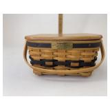 JW miniature cake with Liner Protector riser and