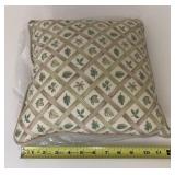 Lattice leave small square pillow still in