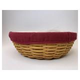 Serve around with liner and lidded Protector