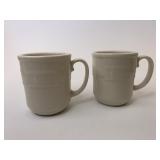 USA Ivory coffee mugs used condition