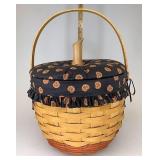 Hostess pumpkin with liner Protector and lid