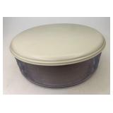 Divided lidded  Protector 40804