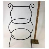 Mixing bowl stand