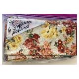 6 Snapdragon napkins