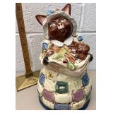 Rick Wisecarver Pottery mama pig and piglet