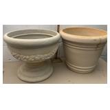 2 tan flower pots