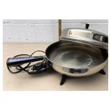 Electric skillet