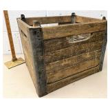 Sealrich dairy milk crate