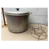 Water bath canner