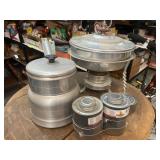 Fondue set and cernos