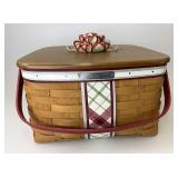 Plaid tidings with lid